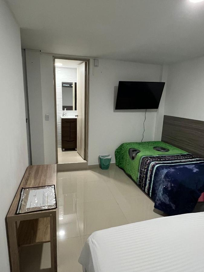Edificio Niza80 Ibague, Acceso Digital Cerca Parque Deportivo Hotell Eksteriør bilde