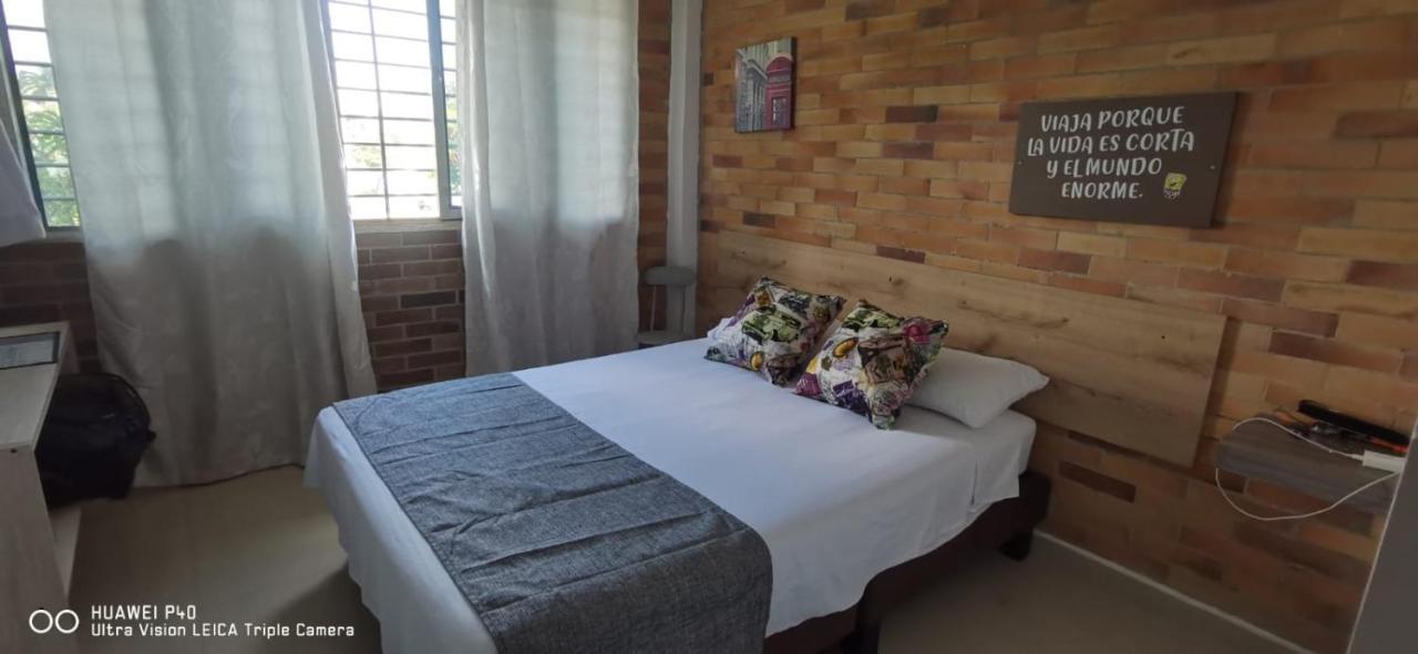 Edificio Niza80 Ibague, Acceso Digital Cerca Parque Deportivo Hotell Eksteriør bilde