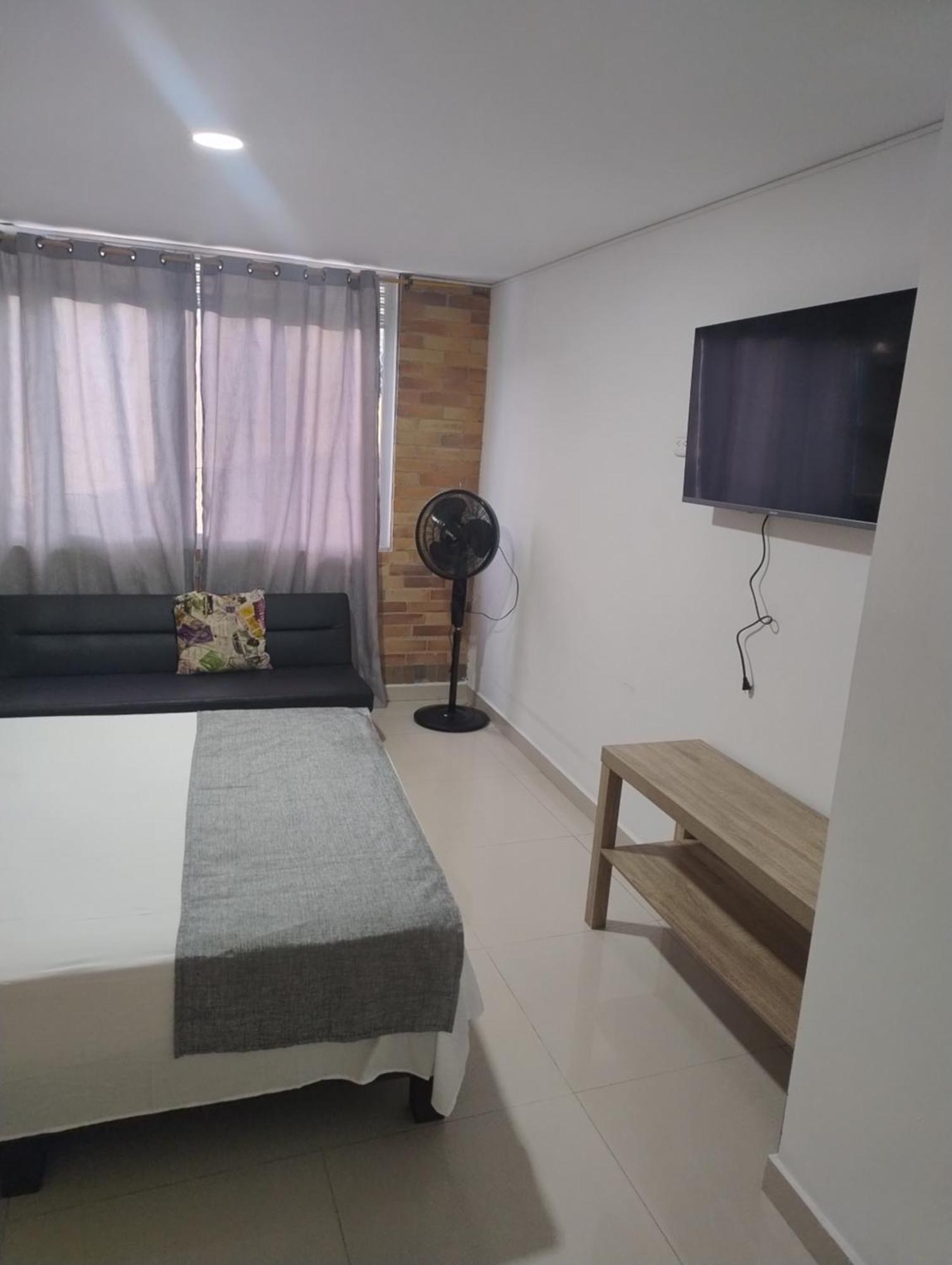 Edificio Niza80 Ibague, Acceso Digital Cerca Parque Deportivo Hotell Eksteriør bilde